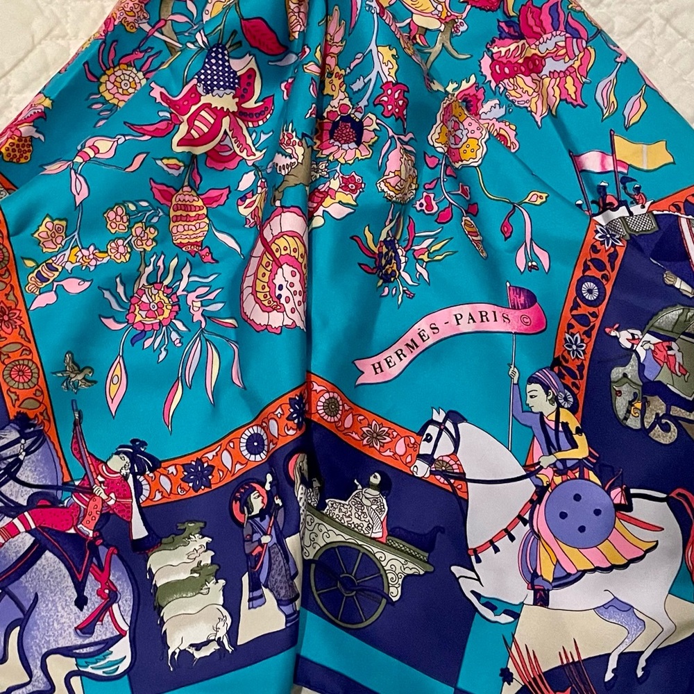 RARE Vintage (90s)Hermes Silk Twill “Fantaisies Indiennes" by Loïc Dubigeon … - Picture 4 of 10